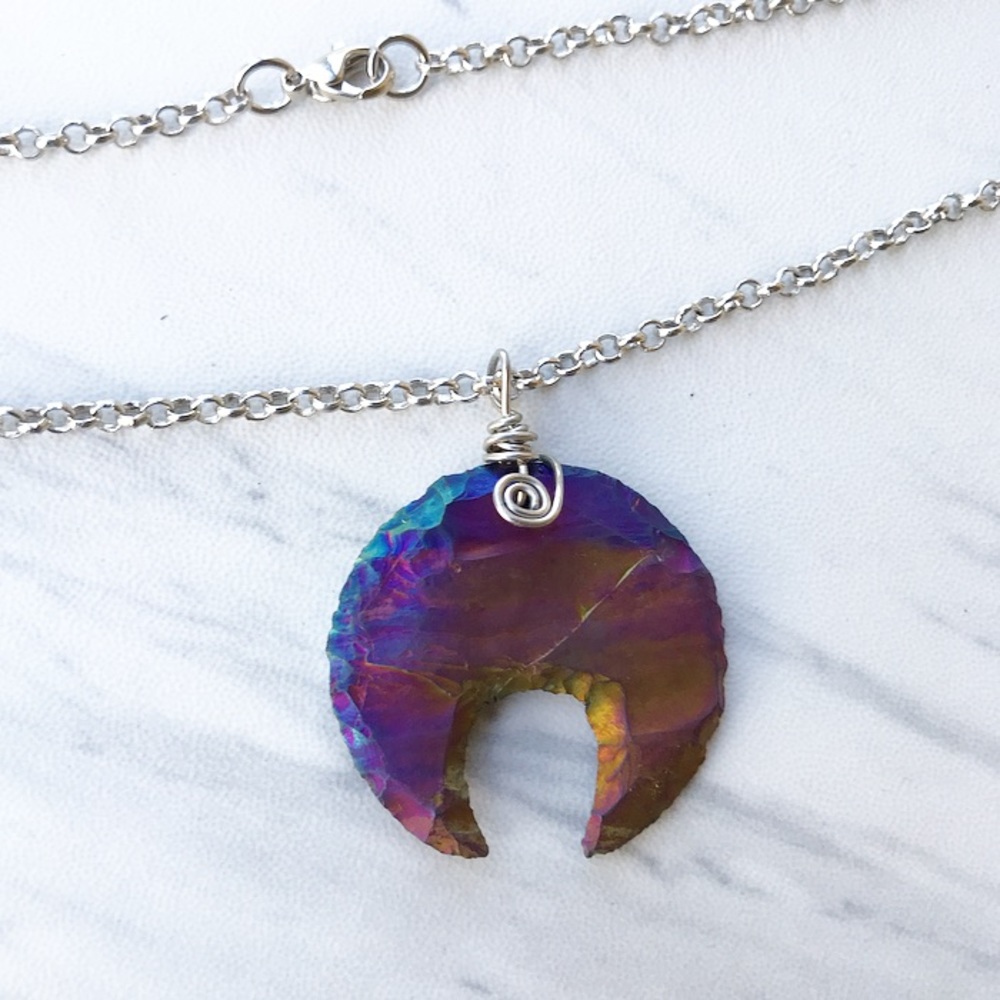 Druzy moon necklace . Reversible purple green yellow druzy quartz gemstone moon - Picture 7 of 10